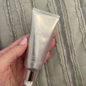 Medik8 Crystal Retinal 6